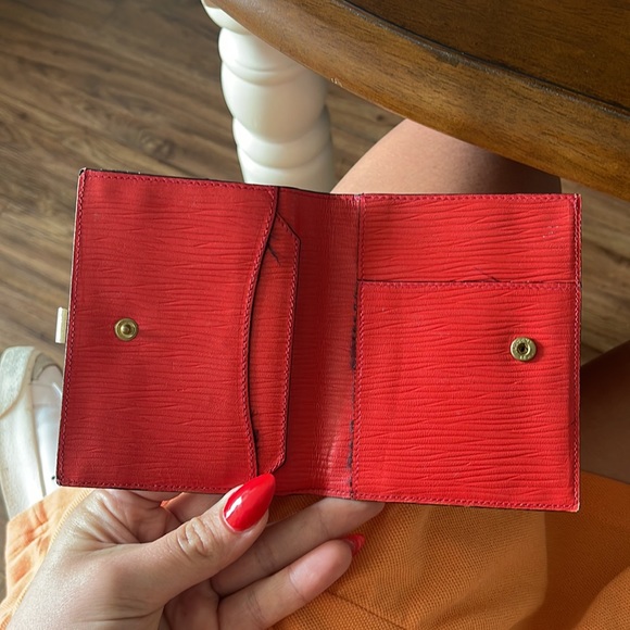 Vintage Red Fendi Wallet - Picture 9 of 11